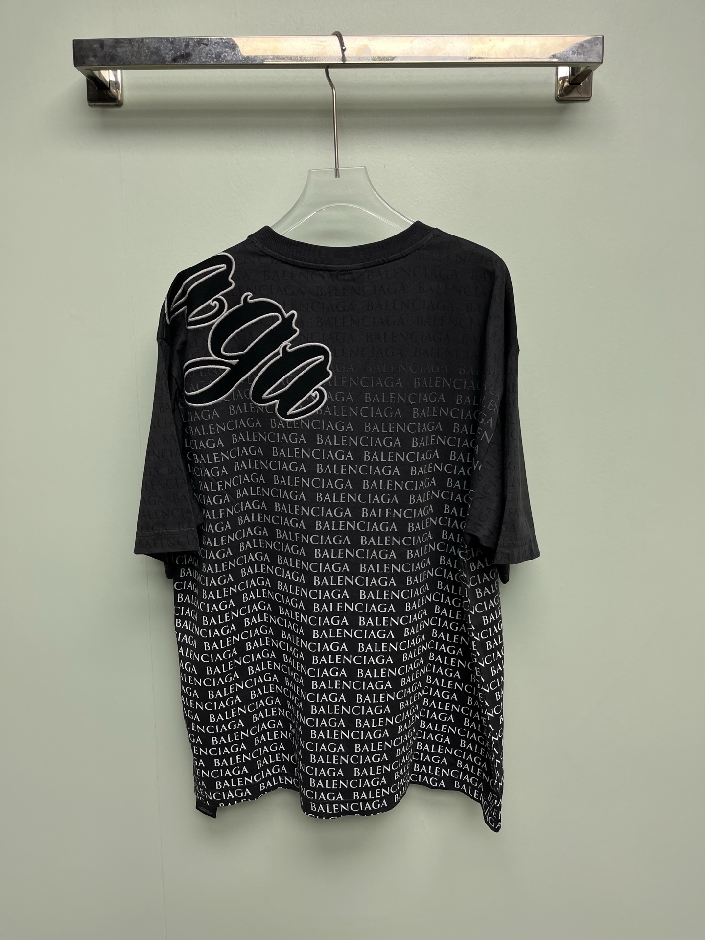 Women's short sleeves